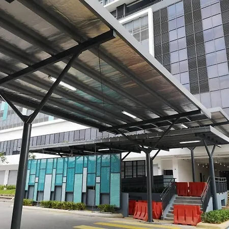Az Klia Homestay Sepang Exterior photo