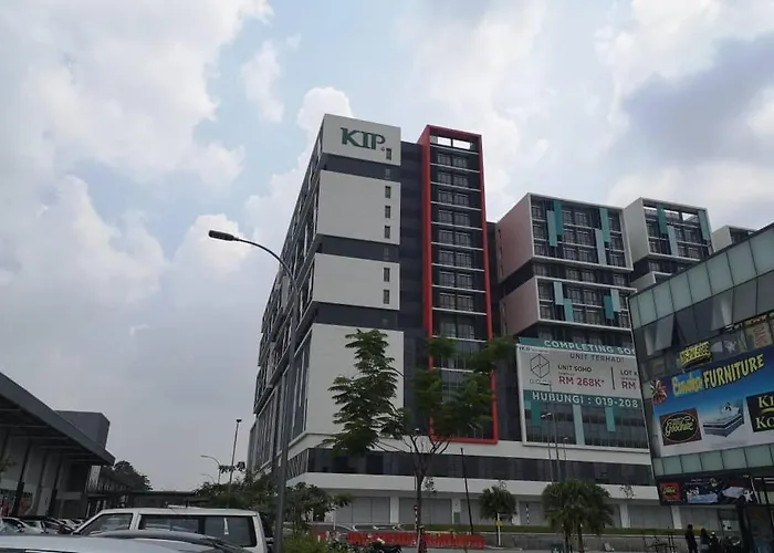 Az Klia Homestay
